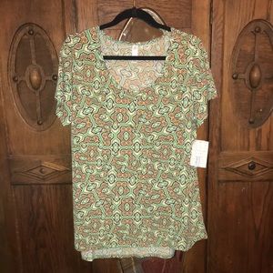 NWT LuLaRoe classic T